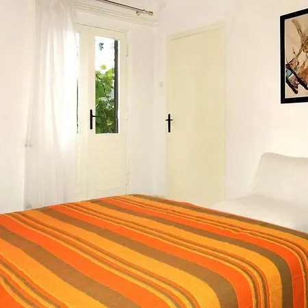 7474b Apartman *